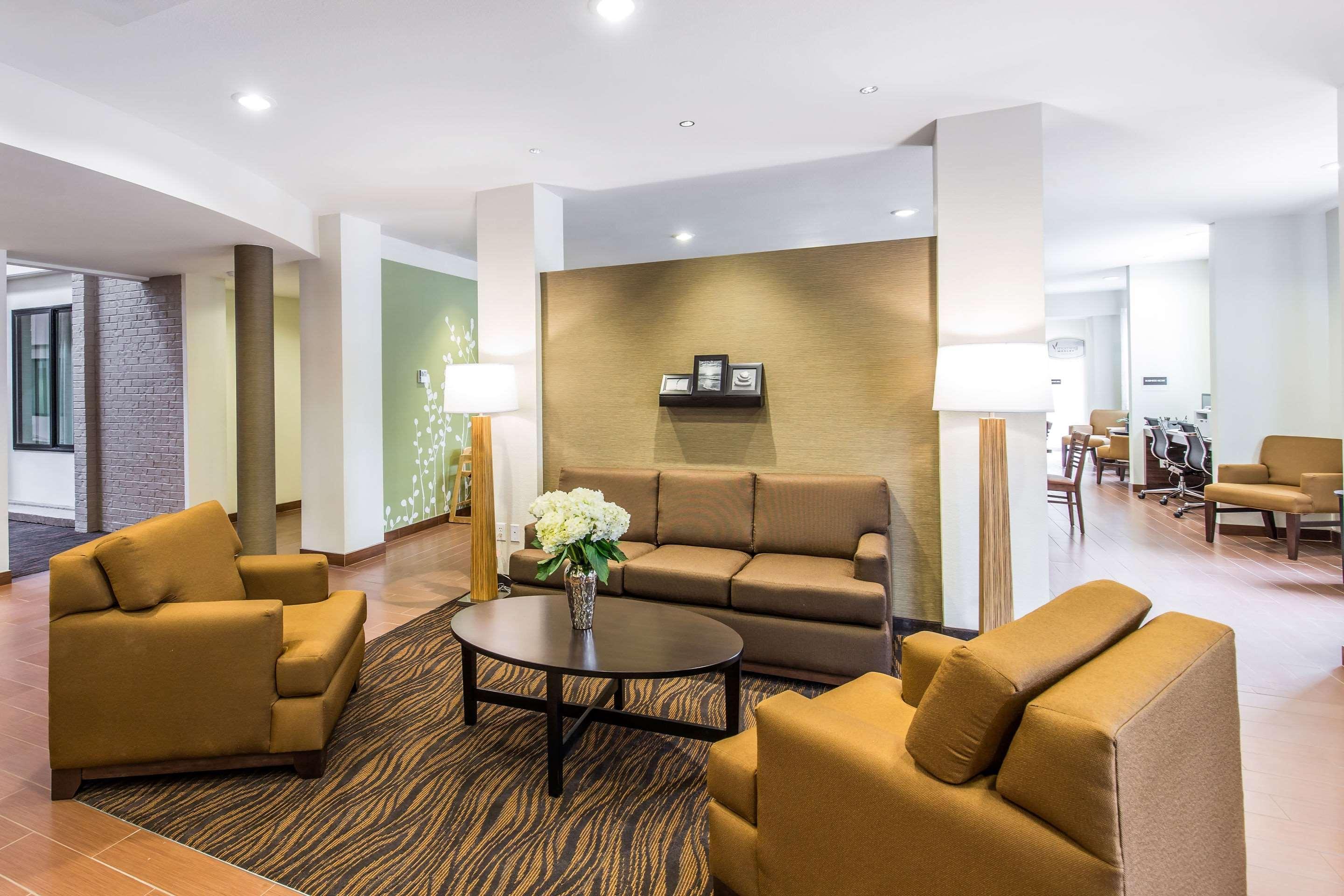 Sleep Inn Dallas Love Field-Medical District Buitenkant foto